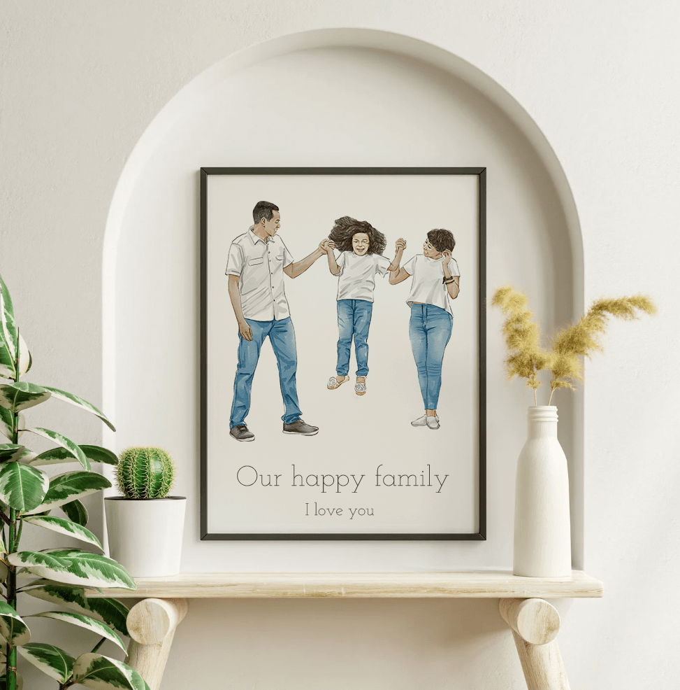 Gezinsportret op tafel met planten, "Our happy family" tekst, moderne decoratieve lijst.